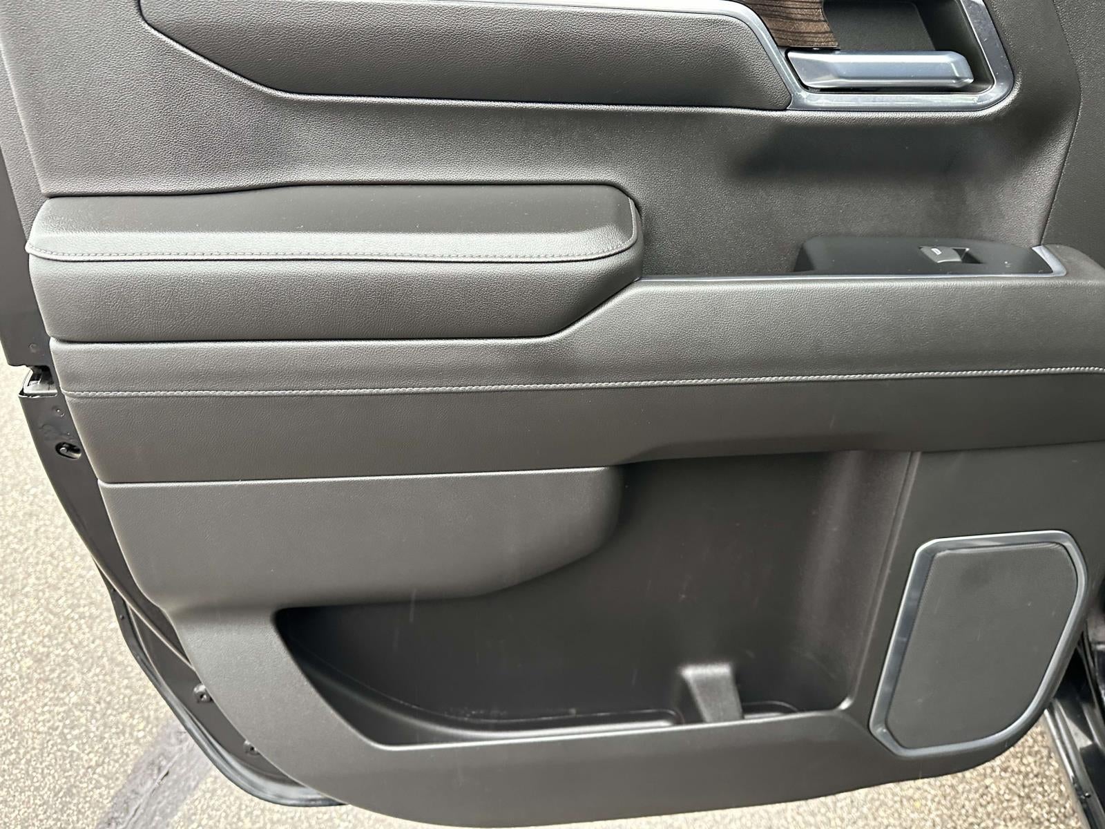 2022 Chevrolet Silverado 1500 4WD Crew Cab 147 LT Trail Boss