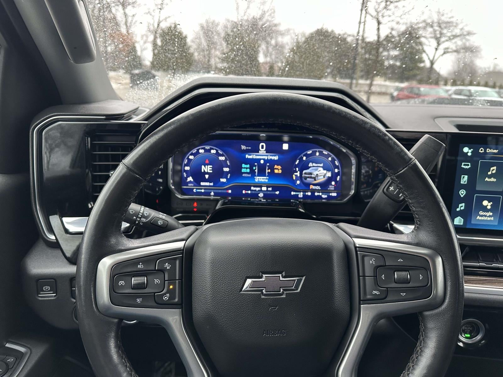 2022 Chevrolet Silverado 1500 4WD Crew Cab 147 LT Trail Boss