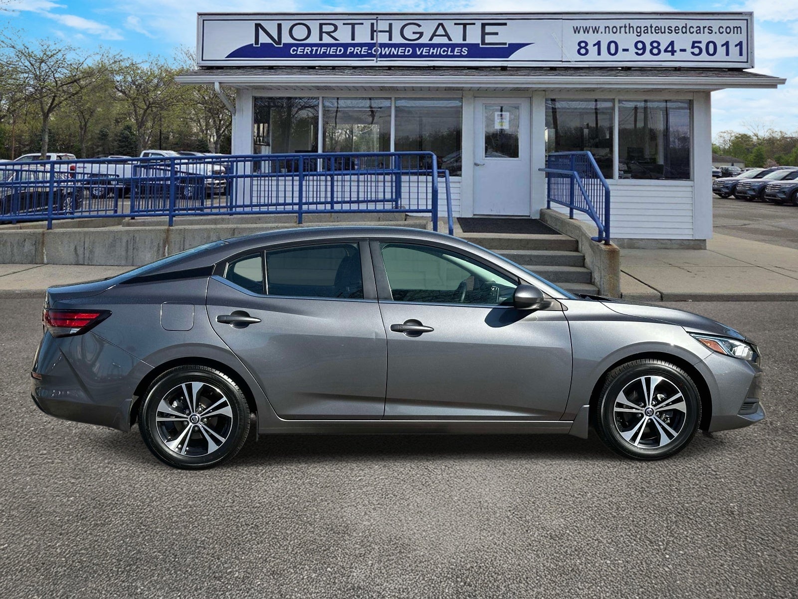 2023 Nissan Sentra SV CVT