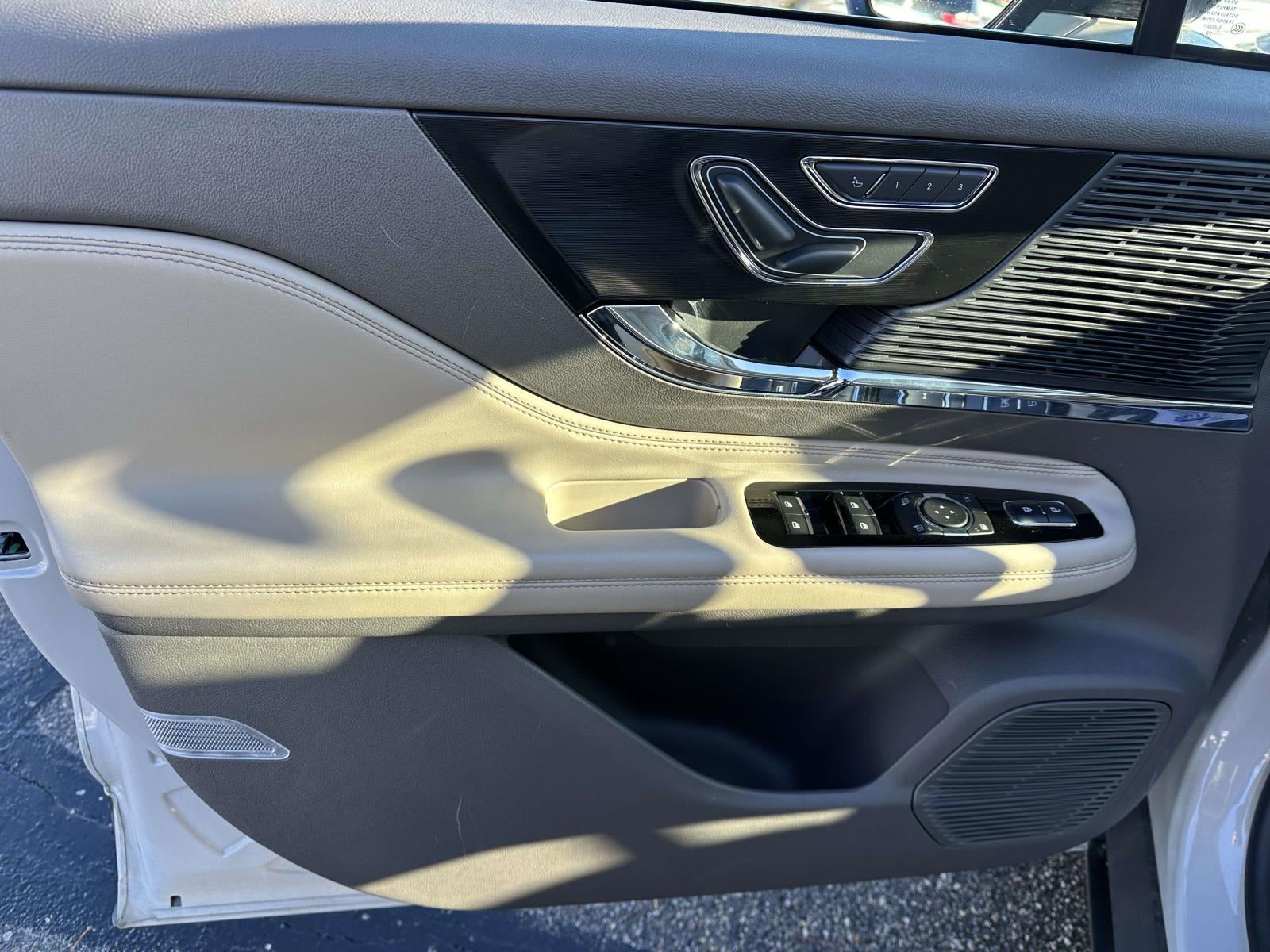 2022 Lincoln Corsair Standard AWD