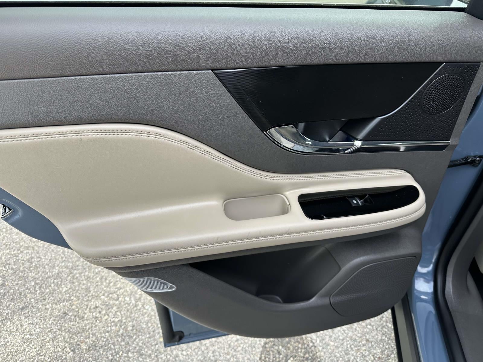 2023 Lincoln Corsair Standard AWD