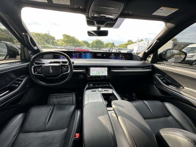 2025 Lincoln Navigator L Reserve 4x4