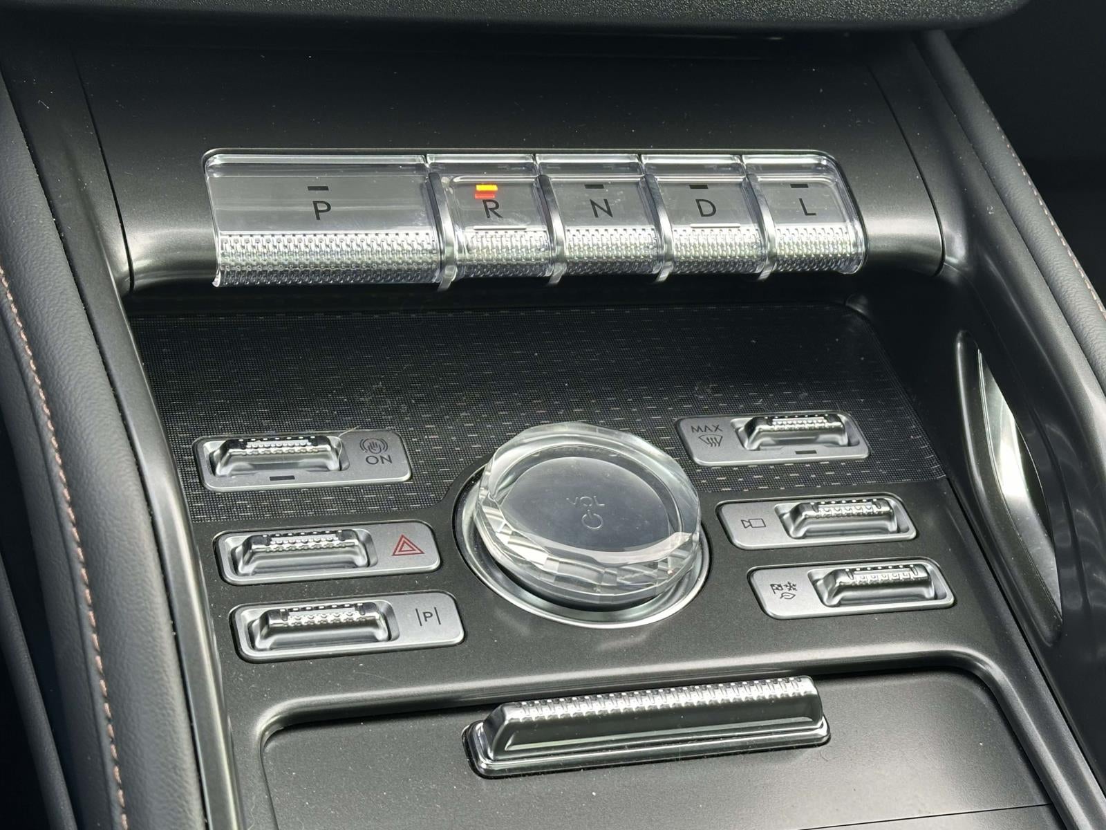 2025 Lincoln Nautilus Reserve AWD