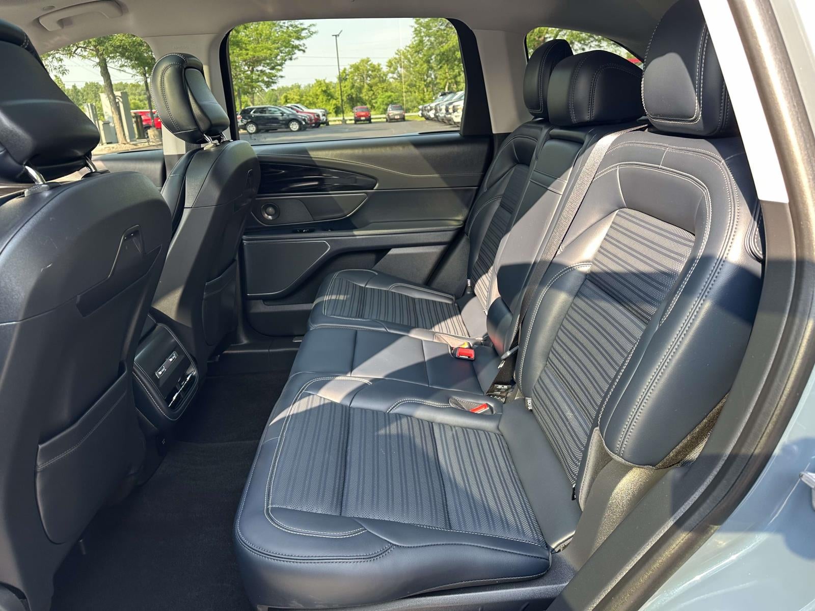 2025 Lincoln Nautilus Reserve AWD