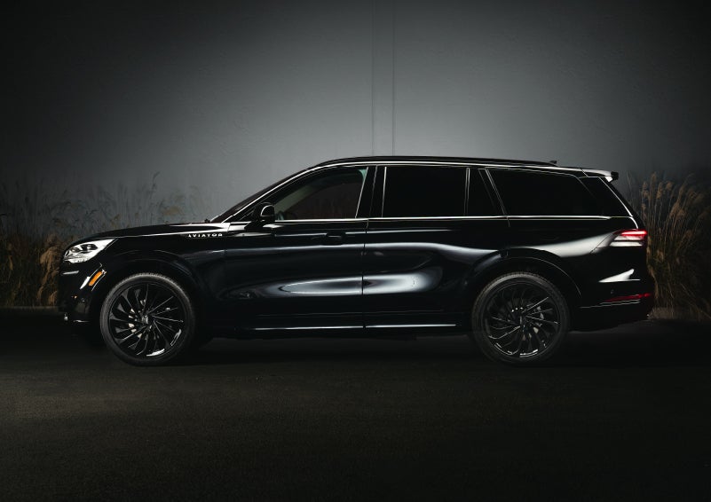 A 2024 Lincoln Aviator® SUV is shown in the Infinite Black exterior color | Northgate Lincoln in Port Huron MI