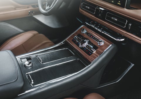 The front center console of a 2024 Lincoln Aviator® SUV is shown | Northgate Lincoln in Port Huron MI
