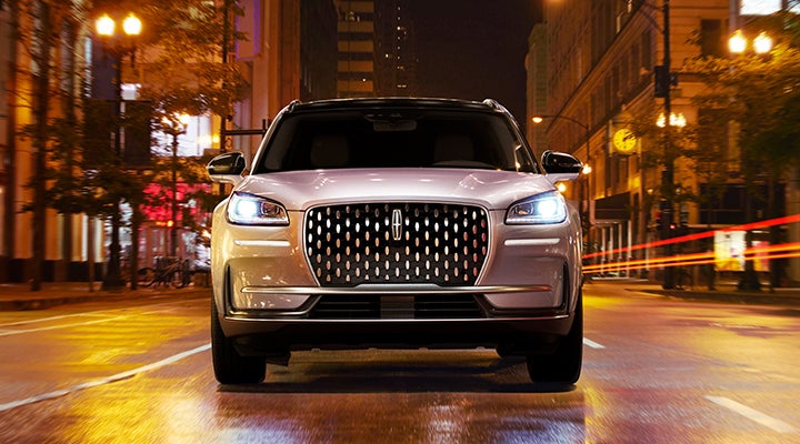 The striking grille of a 2024 Lincoln Corsair® SUV is shown. | Northgate Lincoln in Port Huron MI
