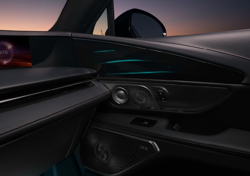 Selectable ambient lighting glows in the passenger door panel. | Northgate Lincoln in Port Huron MI