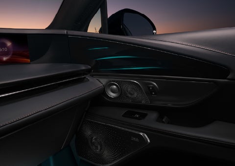 Selectable ambient lighting glows in the passenger door panel. | Northgate Lincoln in Port Huron MI