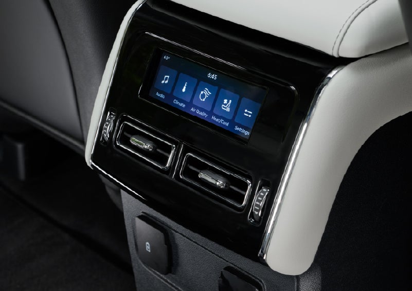 The second row touch screen displays audio and temperature control settings. | Northgate Lincoln in Port Huron MI
